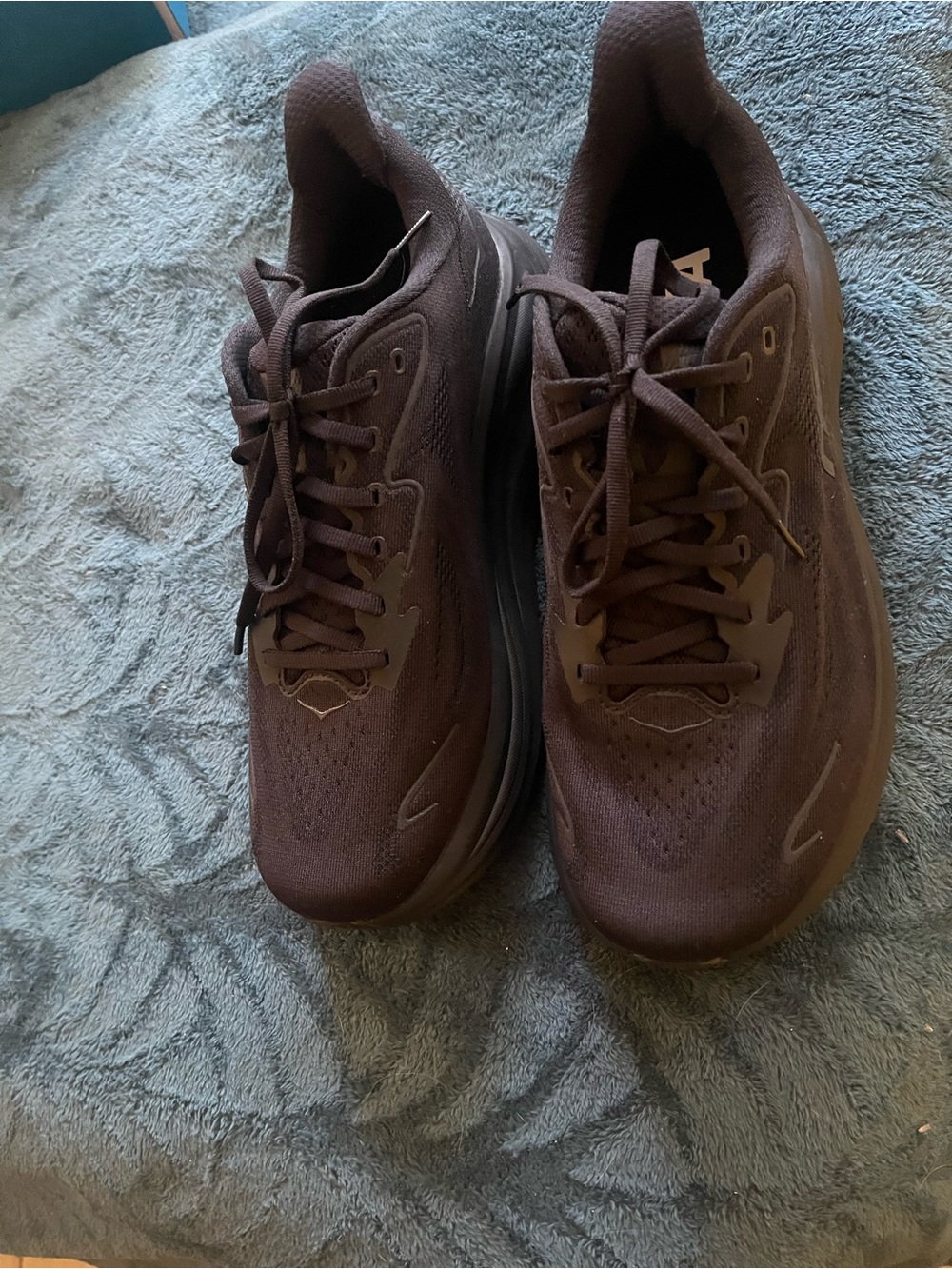 HOKA CLIFTON 10